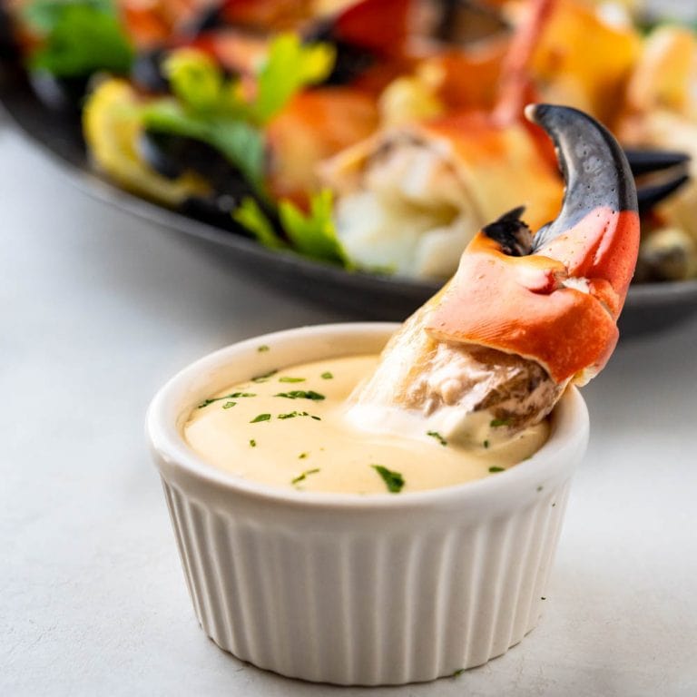 Stone crabs with honey mustard dipping sauce
